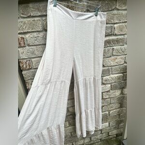 Coco+Carmen Flare Linen Pants